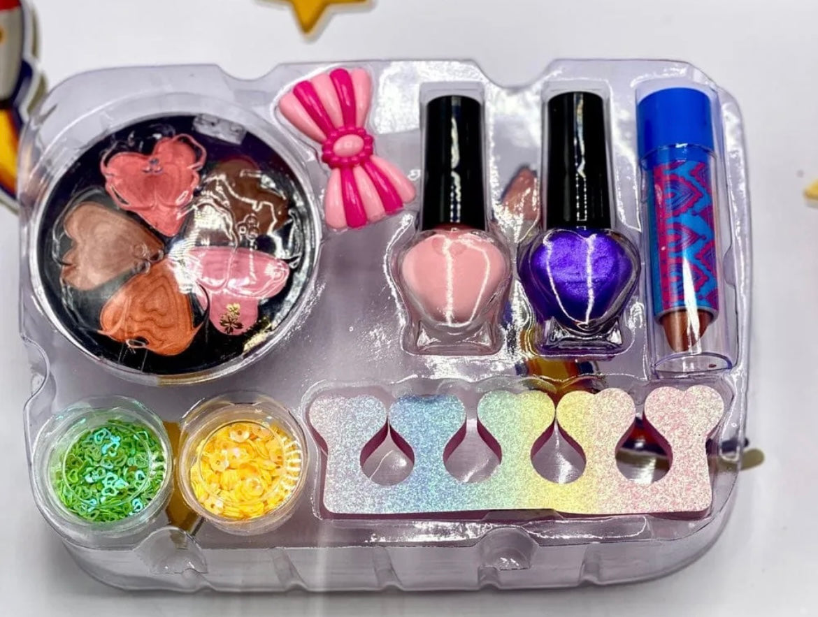 Girls Real Makeup Kit – Zipper Box Cosmetic Toy Set for Kids