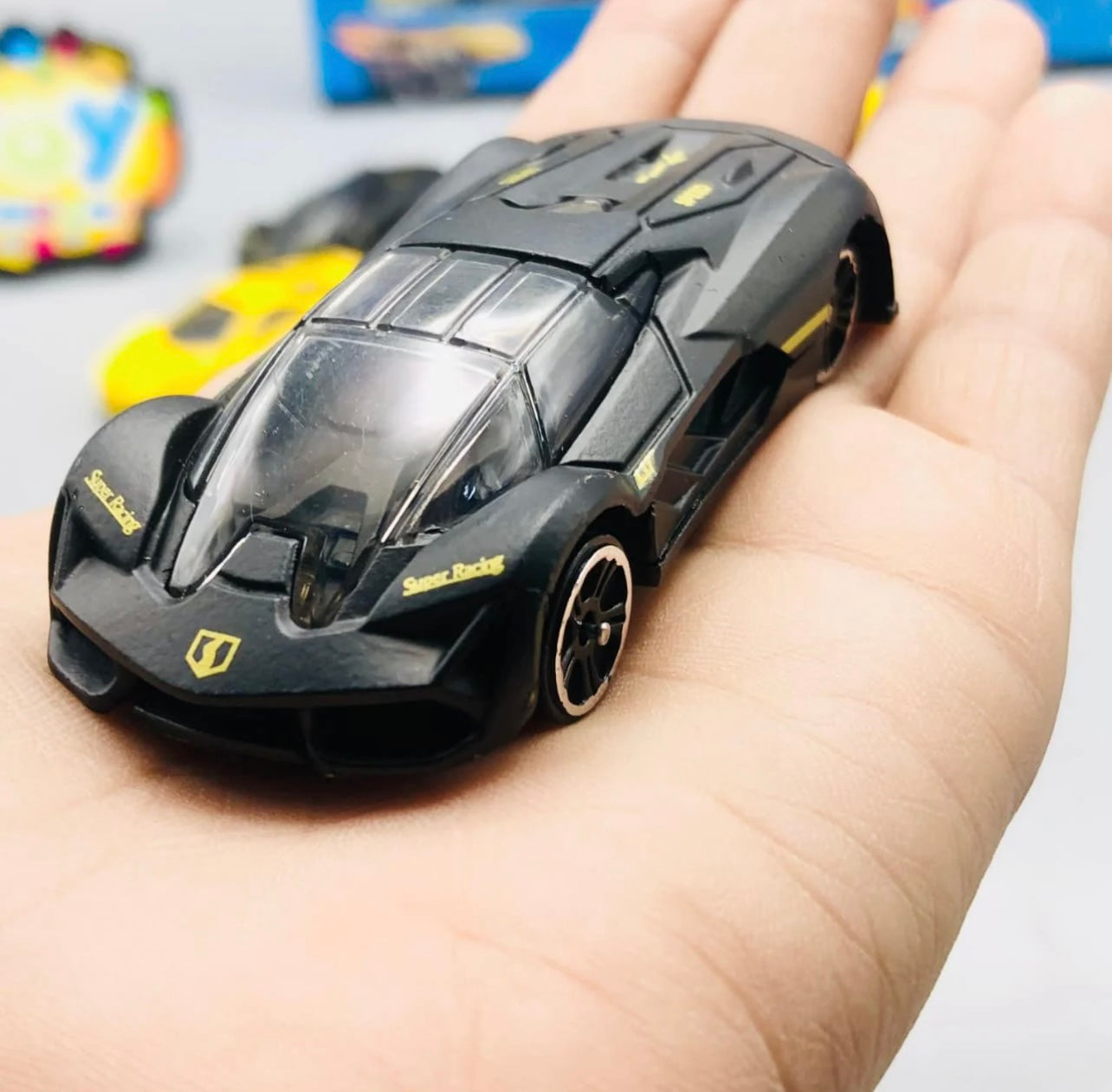 Hot Wheels Diecast Mini inertia cars! (Pack of 10)